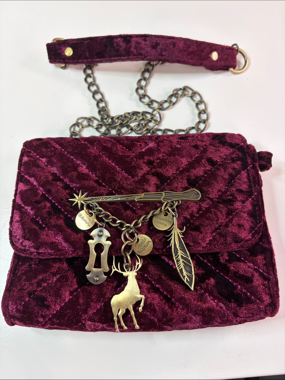 Harry Potter Bioworld Burgundy Velvet Wand Charm Crossbody Bag